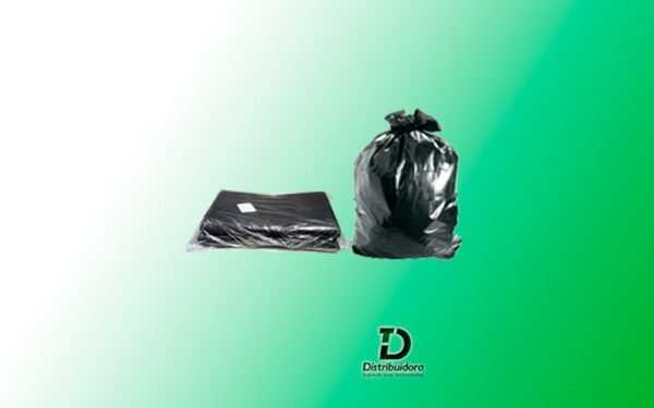 Saco De Lixo Preto c/ 100Unid 20 Litros